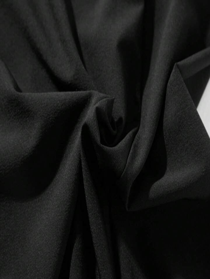 Descubre el extraordinario confort y estilo con los Pantalones de Yoga de Algodón para Hombre. Diseñados con un tejido suave y resistente.